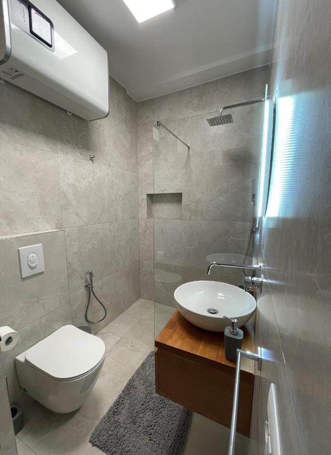 טיראנה Proper Apartment 1 מראה חיצוני תמונה